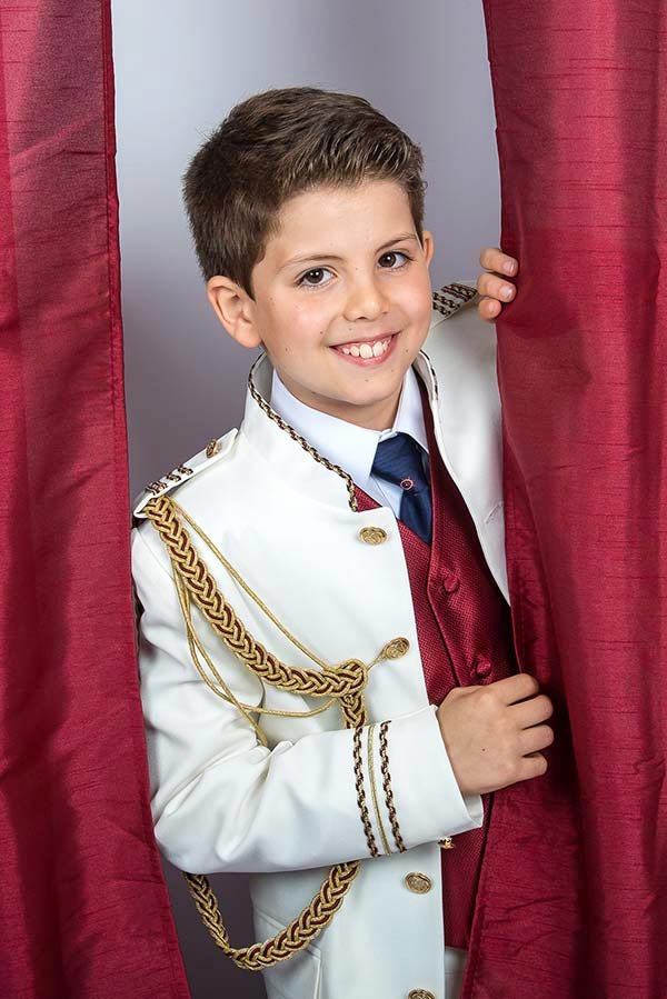 Comunión de niño con cortina a juego