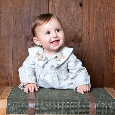 Retrato Infantil Loreto Con Maleta